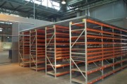Rayonnage fixe à échelles pour materiel transport