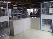Rayonnage fixe fonds grillagés pour pièce automobile
