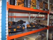 Rayonnage fixe pour machine à bois