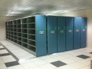 Rayonnage mobile à commande électrique