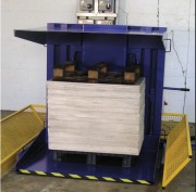 Retourneur de palette à levier hydraulique