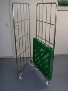 Roll container emboîtable à socle plastique