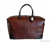 Sac de voyage avec bandoulière en cuir