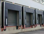 Sas de quai pour entrepot frigorifique