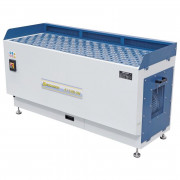 Table aspirante pour ponçage - Volume d'aspiration : 2 x 2500 m³/h - Dimensions : 1550 x 550 mm