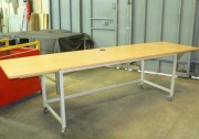 Table de tri courrier entreprise