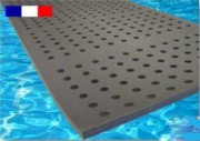 Tapis flottant à trous pour piscine 