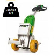 Tracteur pousseur sur batteries