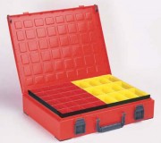 Valisette plastique à godets