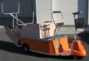 Véhicule électrique assis debout