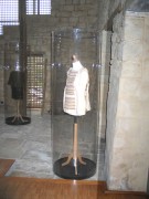 Vitrine d'exposition cylindrique en plexiglas