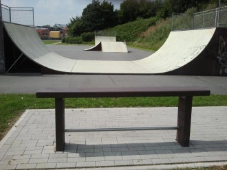 Banc public plastique recyclé pour skateurs - Devis sur Techni-Contact.com - 2