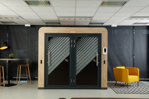 Cabine insonorisée connectée 4 places       " Made In France et éco-conçue" - Devis sur Techni-Contact.com - 2