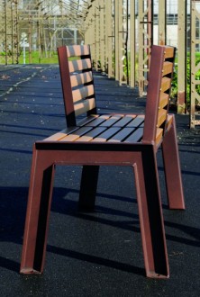 Chaise urbaine à lattes en moabi - Devis sur Techni-Contact.com - 2