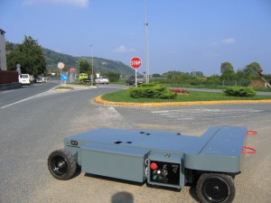 Chariot de manutention radiocommandé d'une portée de 5000 kg - Devis sur Techni-Contact.com - 4
