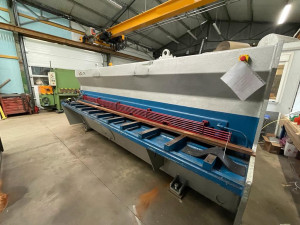 Cisaille guillotine professionnelle 4050 mm - Devis sur Techni-Contact.com - 1