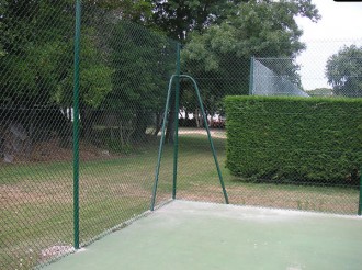 Clôture tennis grillagée - Devis sur Techni-Contact.com - 2