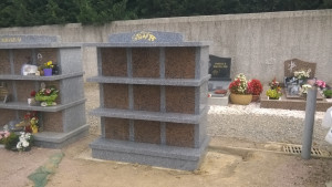 Columbarium chapiteau en granit - Devis sur Techni-Contact.com - 2