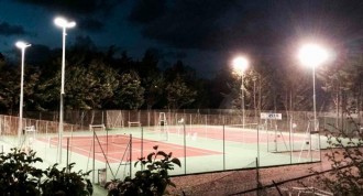 Éclairage sportif pour court de tennis - Devis sur Techni-Contact.com - 3