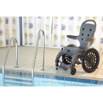 Fauteuil roulant piscine 100% plastique - Devis sur Techni-Contact.com - 2