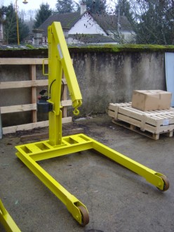 Grue d'atelier 1 tonne - Devis sur Techni-Contact.com - 1