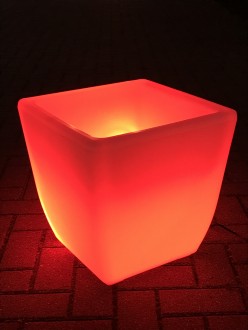 Jardinière rotomoulée lumineuse - Devis sur Techni-Contact.com - 1