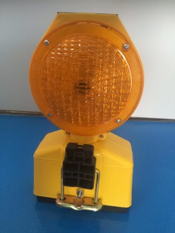 Lampe de signalisation solaire rechargeable - Devis sur Techni-Contact.com - 1