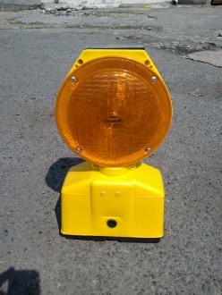 Lampe de signalisation solaire rechargeable - Devis sur Techni-Contact.com - 3