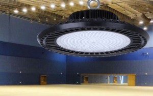 Plafonnier LED UFO 100 à 200W - Devis sur Techni-Contact.com - 1