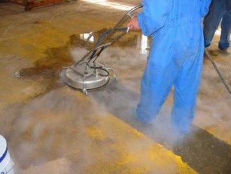 Nettoyage de sol d'atelier et de sol avec reste de peinture - Devis sur Techni-Contact.com - 1
