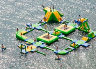 Parc aquatique gonflable - Devis sur Techni-Contact.com - 1