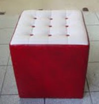 Pouf capitonné pour bar restaurant - Devis sur Techni-Contact.com - 1