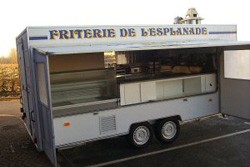 Remorque friterie gaz 2 ou 3 bacs - Devis sur Techni-Contact.com - 1