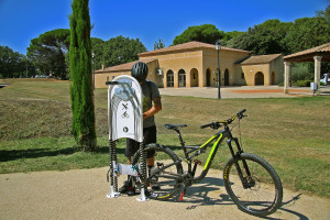 Station de réparation et de gonflage pour vélo - Devis sur Techni-Contact.com - 3