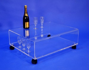 Table basse en plexiglas sur roulettes - Devis sur Techni-Contact.com - 3