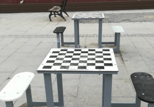 Table d’échecs extérieure avec 2 bancs en acier galvanisé - Devis sur Techni-Contact.com - 4