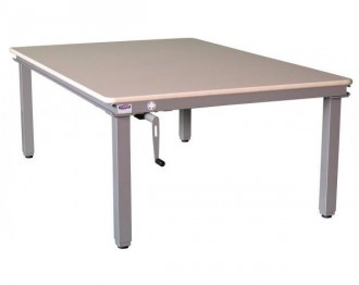 Table de travail à 4 pieds - Devis sur Techni-Contact.com - 2